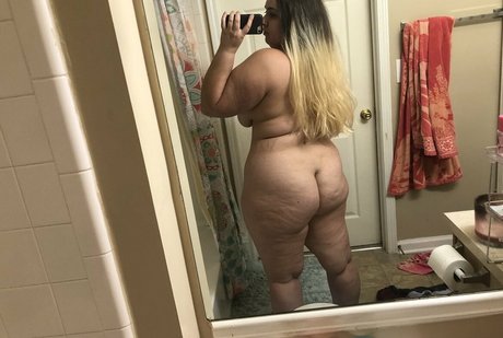 peachbaby girl Sextape OnlyFans Nacktbilder