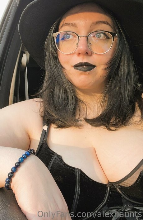 alexhaunts OnlyFans Inhalte