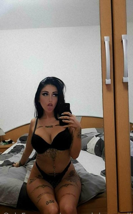 sexyrockdrugnroll Nacktpornos auf OnlyFans