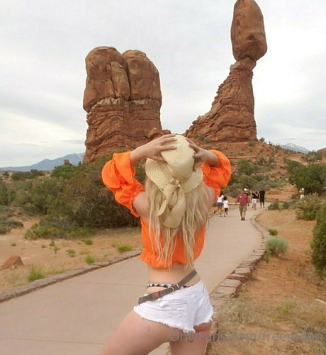 freemoon OnlyFans Lesbisch