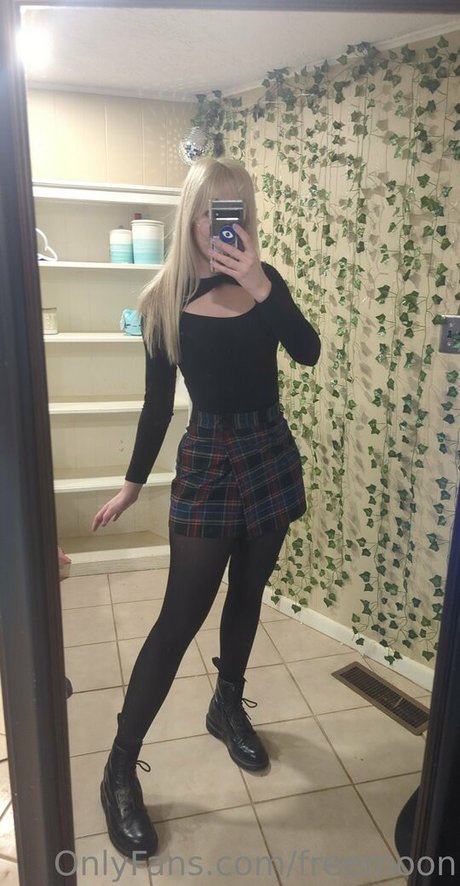 freemoon OnlyFans Leaked Gratis