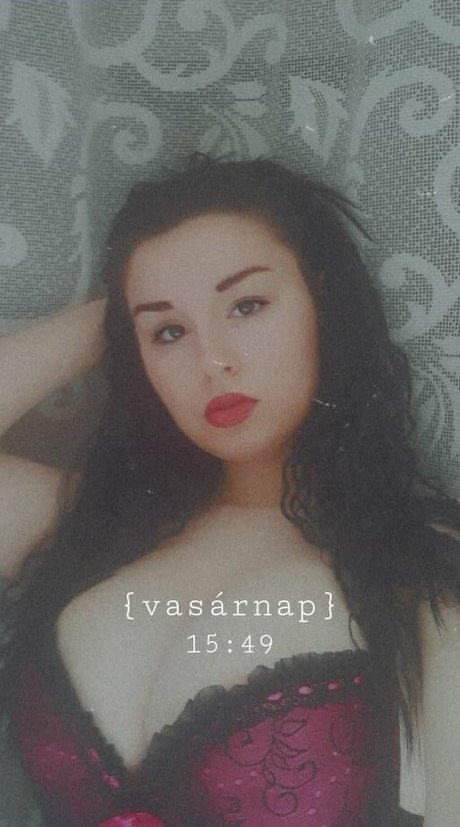 Somogyi Lanyok OnlyFans NSFW