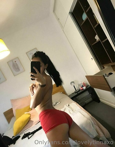 lovelytinnaxo OnlyFans nackt