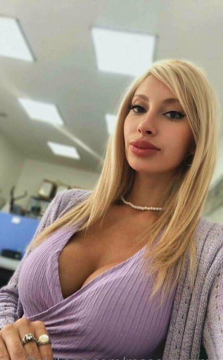 Rosy Stars Neue OnlyFans Leaks