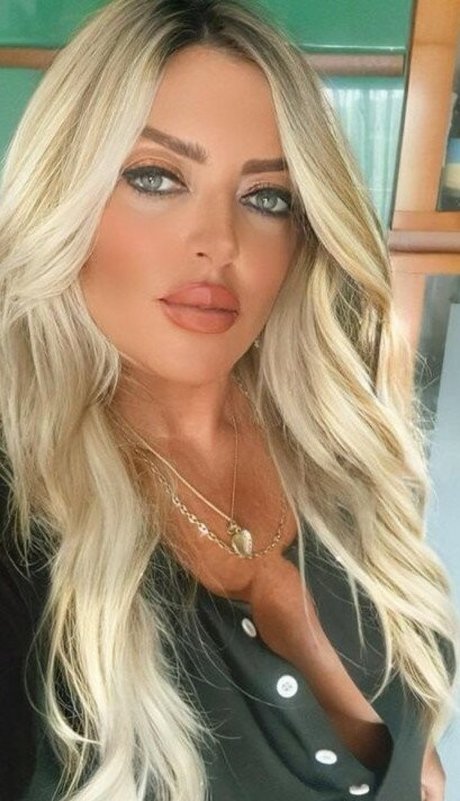 Flaviana Basta OnlyFans Star