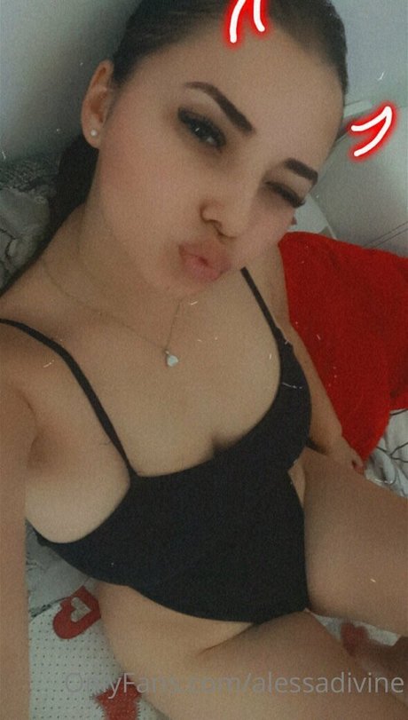 alessadivine Nackt geleakt OnlyFans