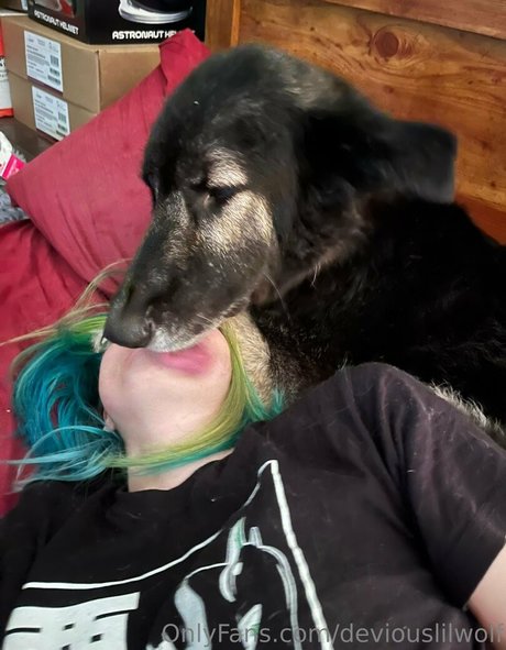 deviouslilwolf Leaked OnlyFans Bilder