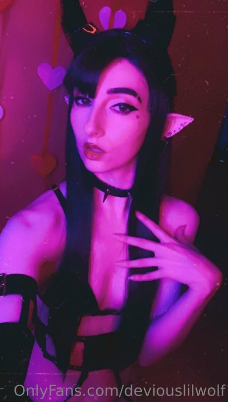 deviouslilwolf OnlyFans XXX