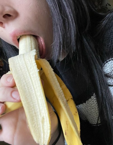 morbidly sweet OnlyFans Nacktbilder geleakt