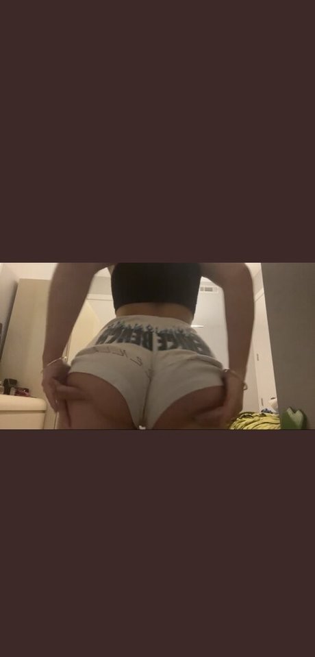 Candyams OnlyFans explizite Inhalte