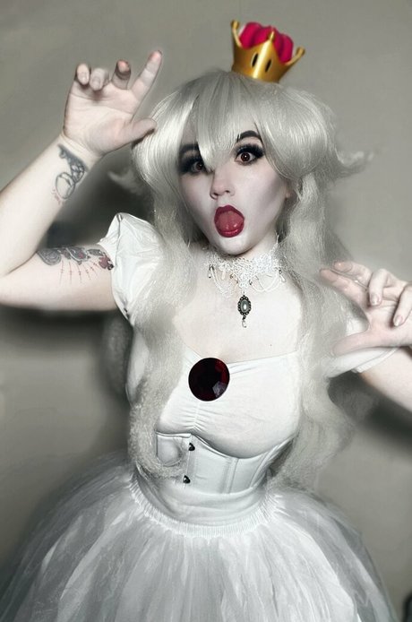 Smmi Dm OnlyFans Striptease