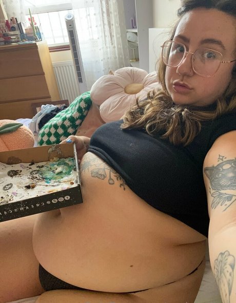 paris stilton OnlyFans Nackt Content