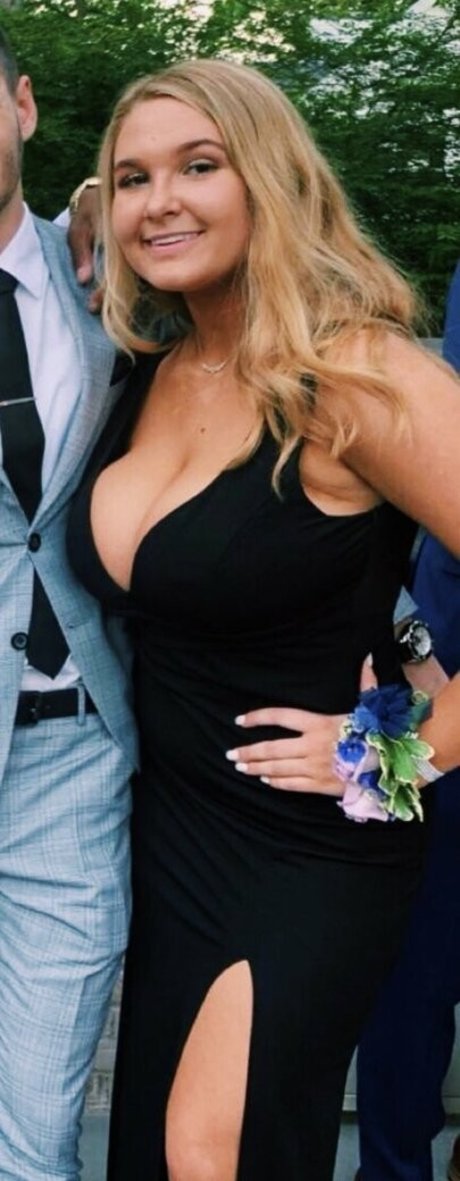 Jackie D Nacktpornos auf OnlyFans