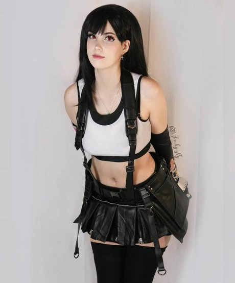 Jackyfly OnlyFans explizite Inhalte