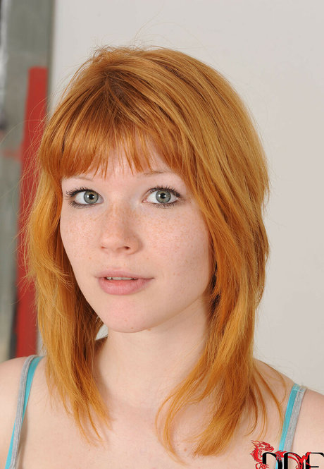 zierliche schlampe nur fans erotisch Album