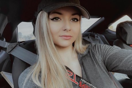 lunamoonxx OnlyFans Nacktbilder geleakt