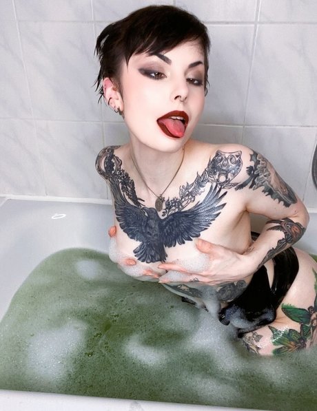 Faerie Blossom Nacktbilder von OnlyFans