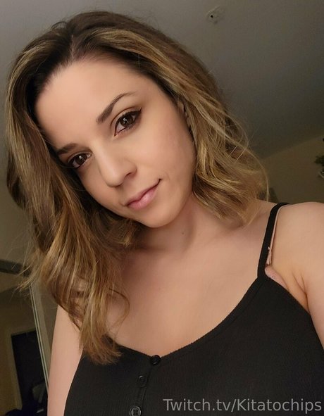 kitatochips Titten OnlyFans