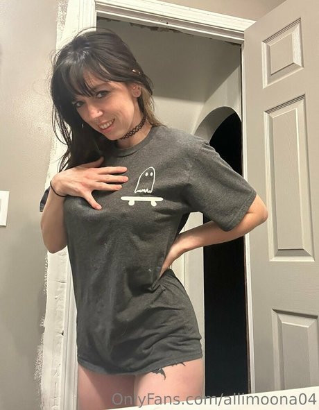 allimoona04 OnlyFans geleakte Pornografie