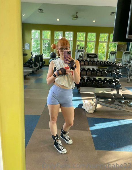 sunnybabe22 OnlyFans XXX