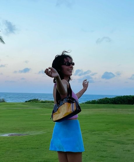 Emma Chamberlain Nackt auf OnlyFans Leak