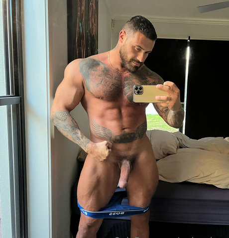 mriconicxx Leaked OnlyFans Bilder