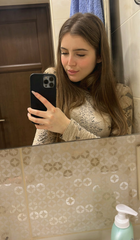 Emiliallure Nacktbilder von OnlyFans