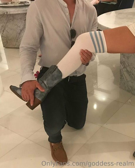 goddess realm Nacktbilder von OnlyFans