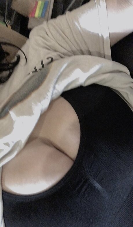 sar eliii OnlyFans-Model