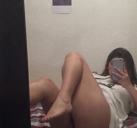 sar eliii OnlyFans-Leaks