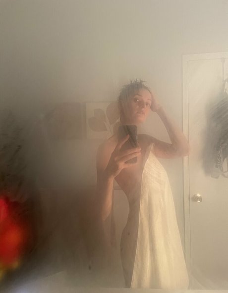 Masha nova Kostenloses OnlyFans