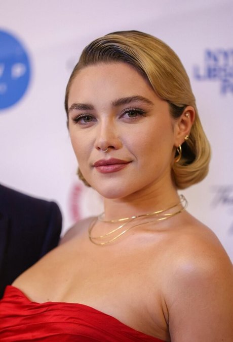 Florence Pugh Nacktbilder von OnlyFans geleakt