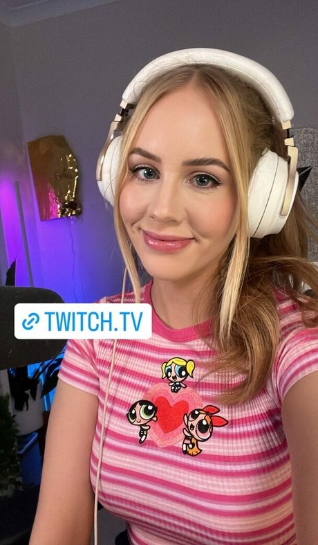 Nalopia Nackt auf OnlyFans