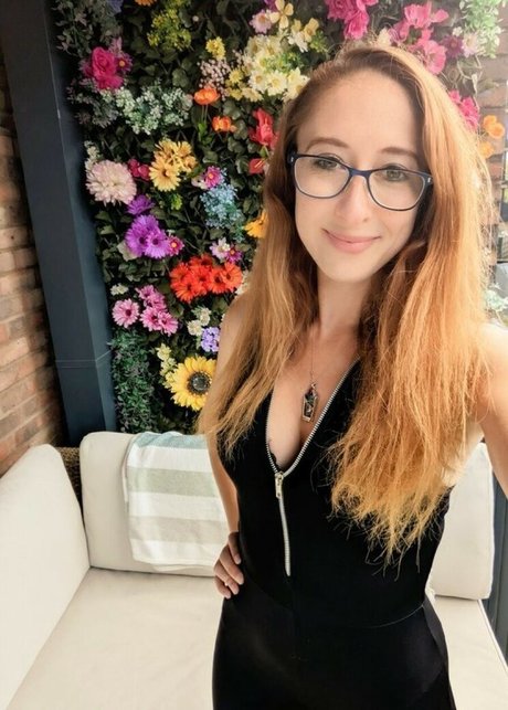 Ellie Hayden Leak von OnlyFans