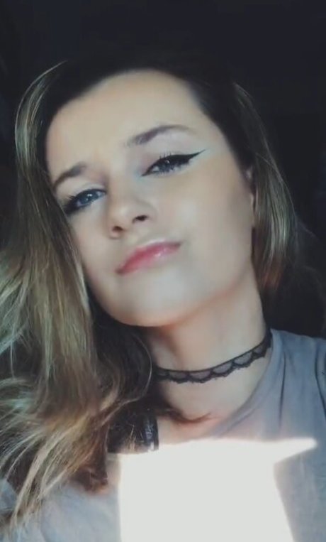 izassassin Kostenlose OnlyFans-Pornos