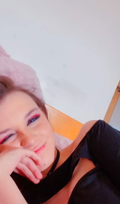 izassassin OnlyFans geleakte Brüste