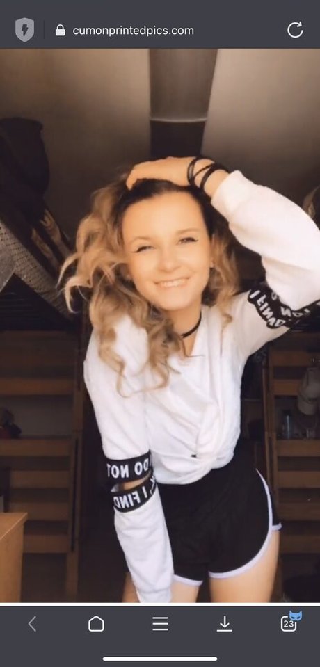 haarige latina-onlyfans Aktbilder Professionell