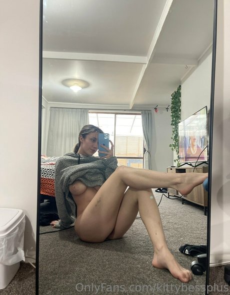 Anonebess OnlyFans-Inhalte