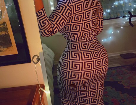 Anna Slatz OnlyFans Leaj