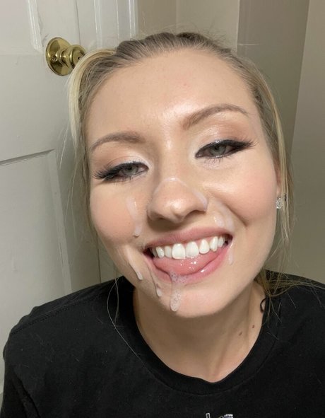 Emma Sirus Model OnlyFans Foto