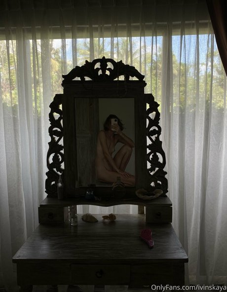 ivi ivinskaya OnlyFans Model Bilder