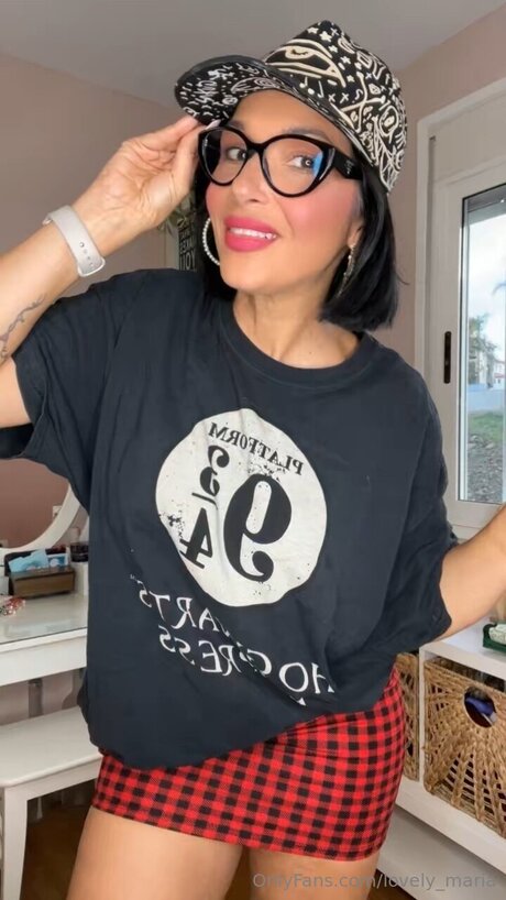 lovely maria OnlyFans