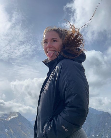 vollbusige ebenholz-onlyfans exklusive Bilder