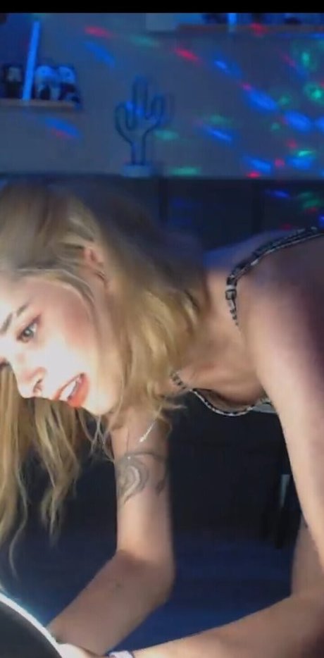 Thaiga OnlyFans geleakte Brüste