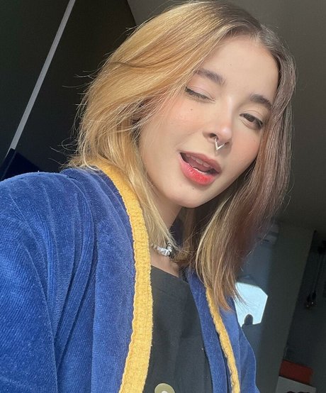 Thaiga OnlyFans Model Bilder