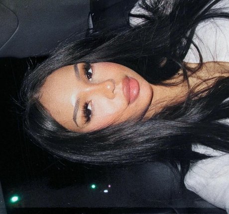 liseimy OnlyFans schlank