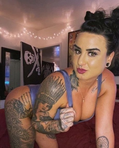 Ashlee Evans Smith OnlyFans Leaj