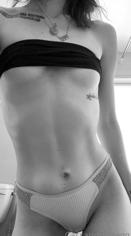 cassandrameg Nackt auf OnlyFans Leaks