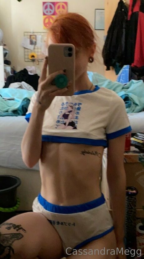 cassandrameg OnlyFans explizite Inhalte