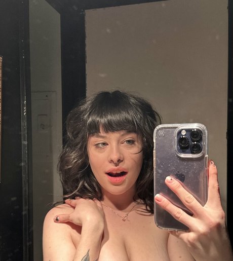 Strawberry bb OnlyFans Fotos